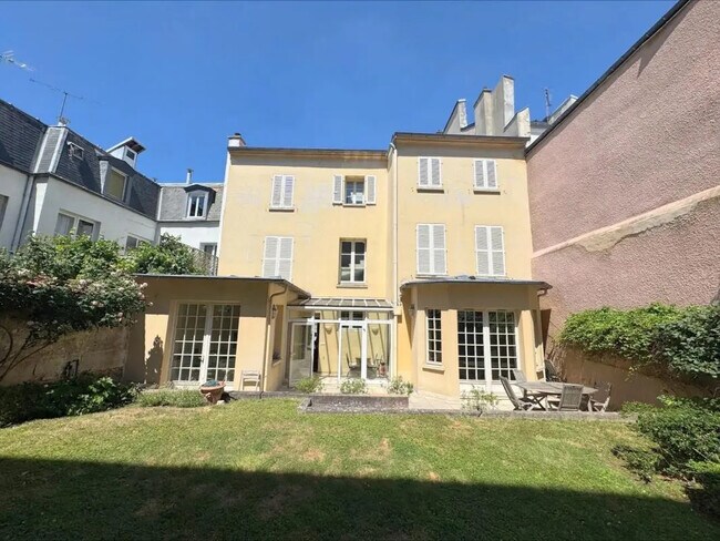 Plus de détails pour Bureau à vendre