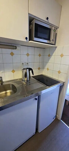 Local d'activités dans Saint-Nazaire à vendre - Photo intérieure – Image 2 sur 7