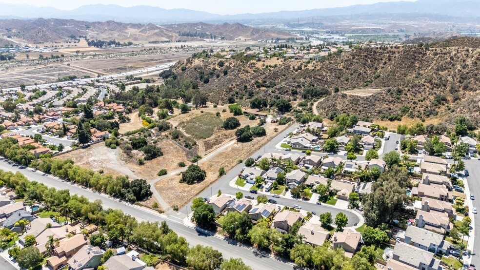 The Old Road, Castaic, CA à vendre - Photo principale – Image 1 sur 3