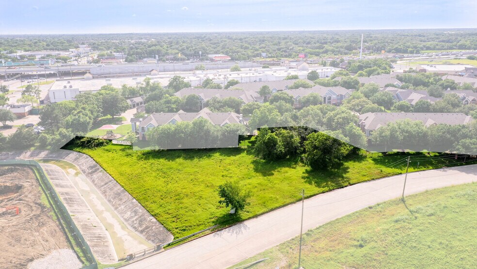 N Wesley, League City, TX à vendre - Photo de l’immeuble – Image 2 sur 11