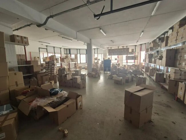 Plus de détails pour Industriel/Logistique à louer