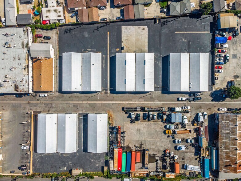 10940 Vulcan St, South Gate, CA à vendre - Photo de l’immeuble – Image 3 sur 3