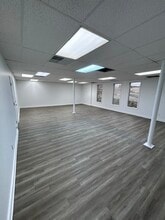 3721 W Michigan Ave, Lansing, MI à louer Photo intérieure– Image 2 sur 4