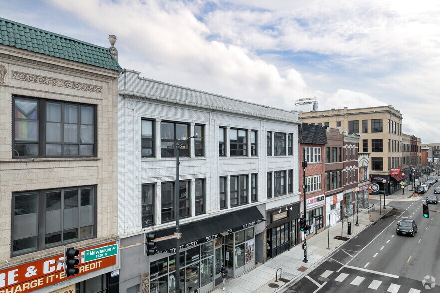 1288 N Hermitage Ave, Chicago, IL à louer - Photo de l’immeuble – Image 1 sur 5