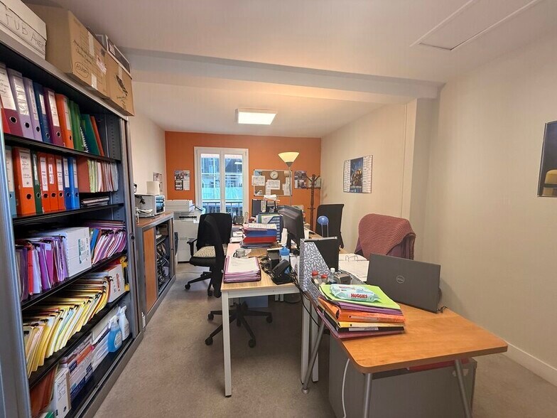Bureau dans Beauvais à louer - Photo intérieure – Image 2 sur 12