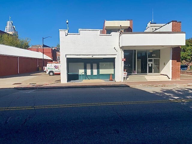 130 Franklin St, Fayetteville, NC à louer - Photo de l’immeuble – Image 3 sur 16