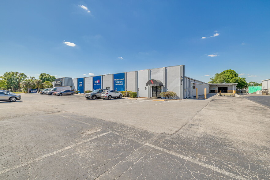 4545 W Hillsborough Ave, Tampa, FL à vendre - Photo de l’immeuble – Image 3 sur 20
