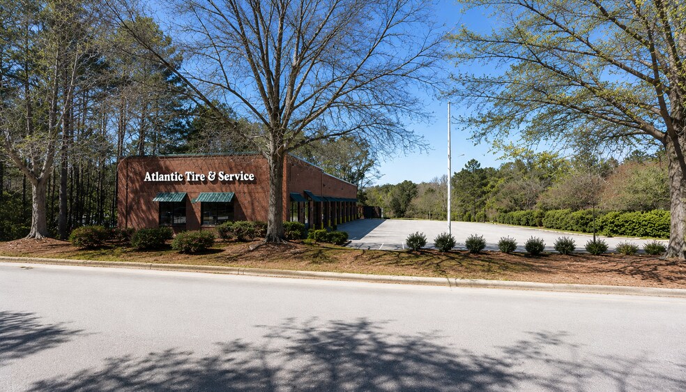360 Ashville Ave, Cary, NC à vendre - Photo de l’immeuble – Image 2 sur 6