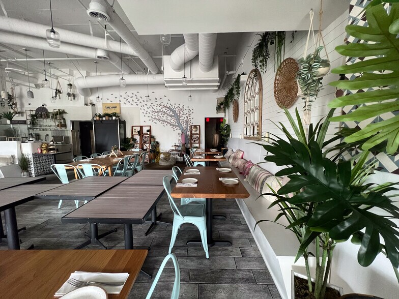 501 Main St, Huntington Beach, CA à louer - Photo de l’immeuble – Image 3 sur 7