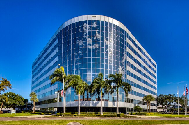 Plus de détails pour 5201 W Kennedy Blvd, Tampa, FL - Bureau à louer