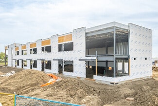Plus de détails pour 2943 50 Av NW, Edmonton, AB - Local commercial à vendre