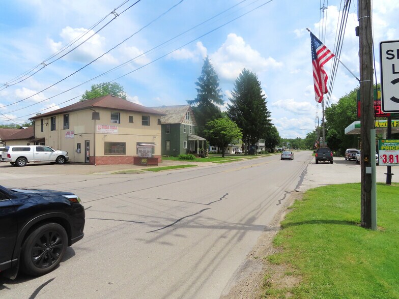 275 Main St, Saegertown, PA à vendre - Photo de l’immeuble – Image 3 sur 25