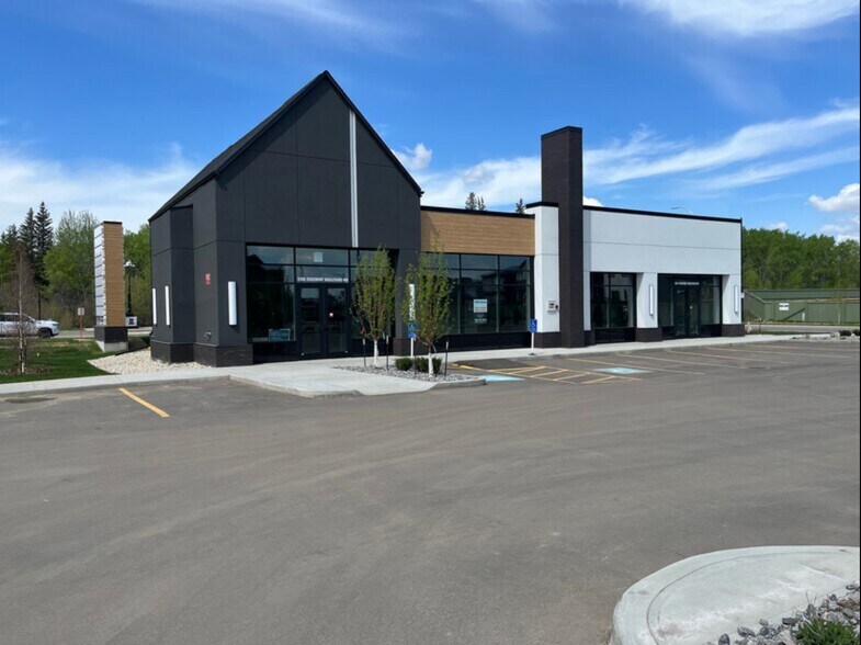 5335-5397 Edgemont Blvd NW, Edmonton, AB à vendre - Photo de l’immeuble – Image 2 sur 6