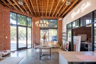 Silver Lake - 100% Leased Multi-Tenant Retail - Commerce
