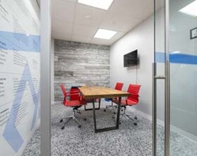 175 Bloor Street East, Toronto, ON à louer Photo intérieure– Image 1 sur 6