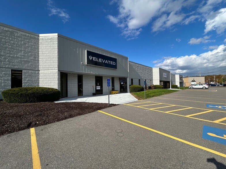 19 Brigham St, Marlborough, MA à louer - Photo de l’immeuble – Image 2 sur 10