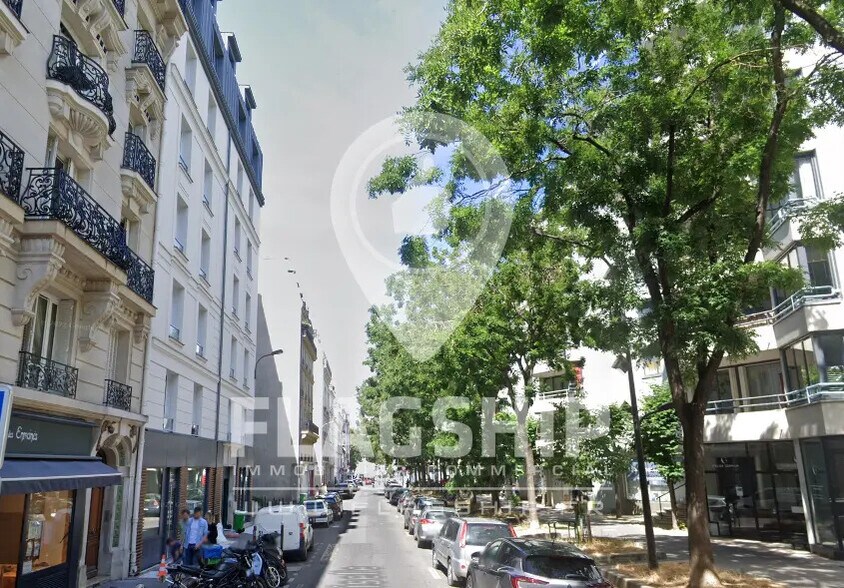 Local commercial dans Paris à louer - Photo de l’immeuble – Image 2 sur 2