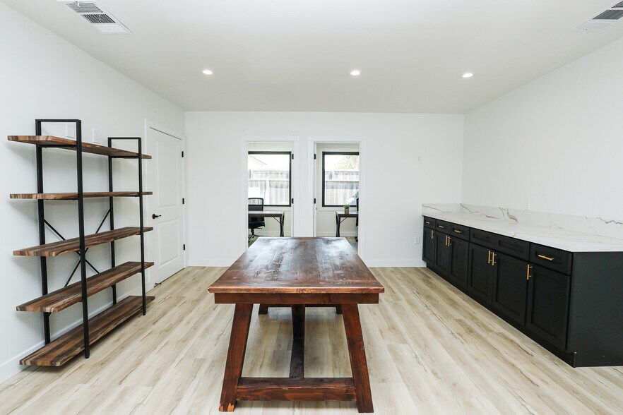5790 S Elm Ave, Fresno, CA à louer - Photo principale – Image 3 sur 3