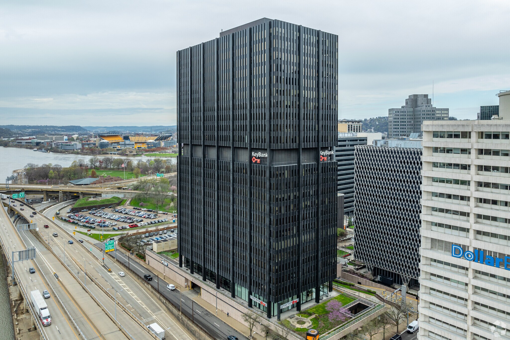 11 Stanwix St, Pittsburgh, PA à louer Photo de l’immeuble– Image 1 sur 9