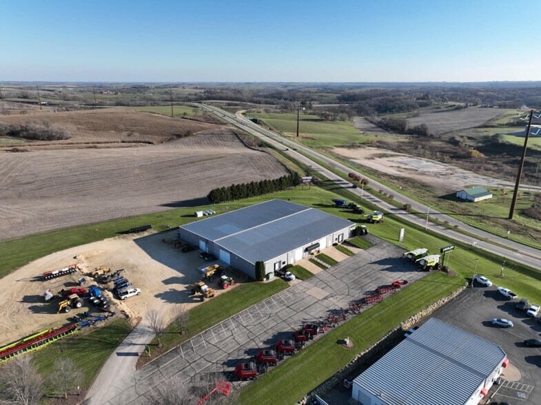 4811 Curtis Rd, Dodgeville, WI à louer - Photo de l’immeuble – Image 3 sur 50