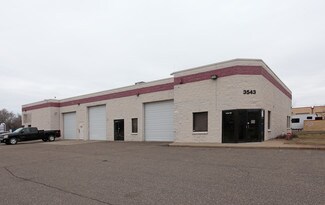 Plus de détails pour 3543-3551 NE 88th Ave, Circle Pines, MN - Industriel/Logistique à louer