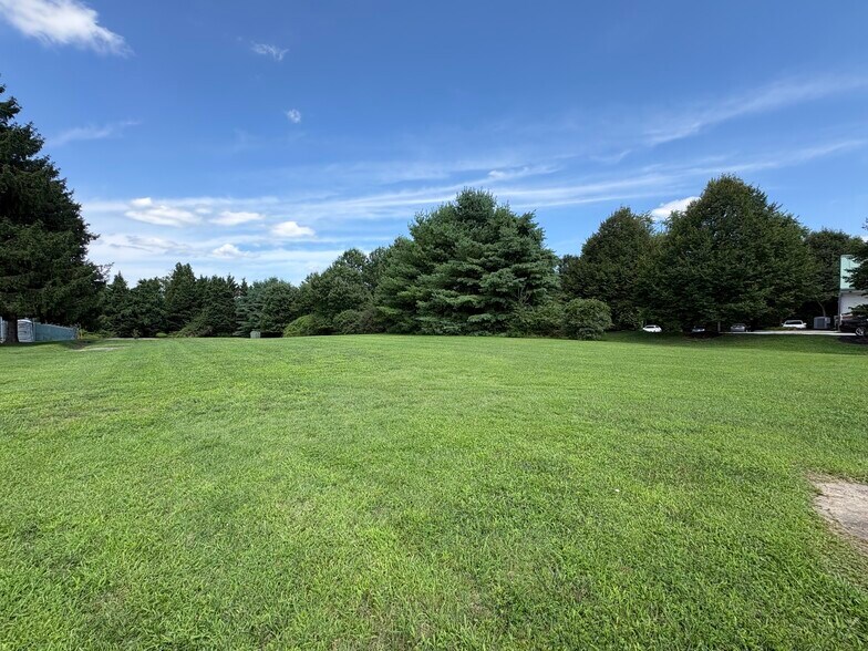 3410-3418 Sweet Air Rd, Phoenix, MD à vendre - Photo de l’immeuble – Image 2 sur 8