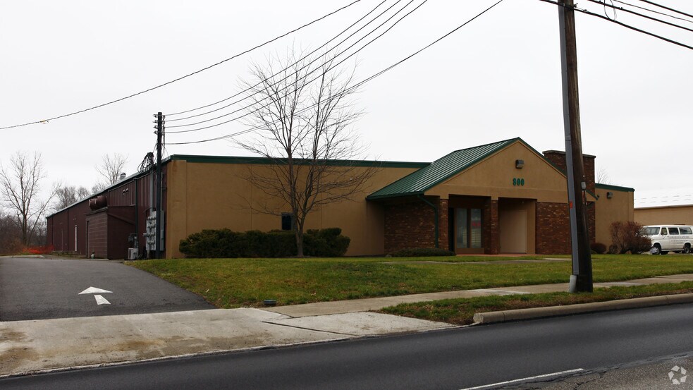 800 Park Ave W, Mansfield, OH à vendre - Photo de l’immeuble – Image 2 sur 8