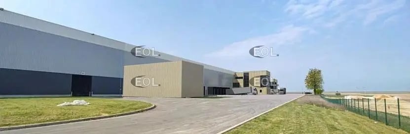 Industriel/Logistique dans Nanteuil-le-Haudouin à louer - Photo de l’immeuble – Image 2 sur 5