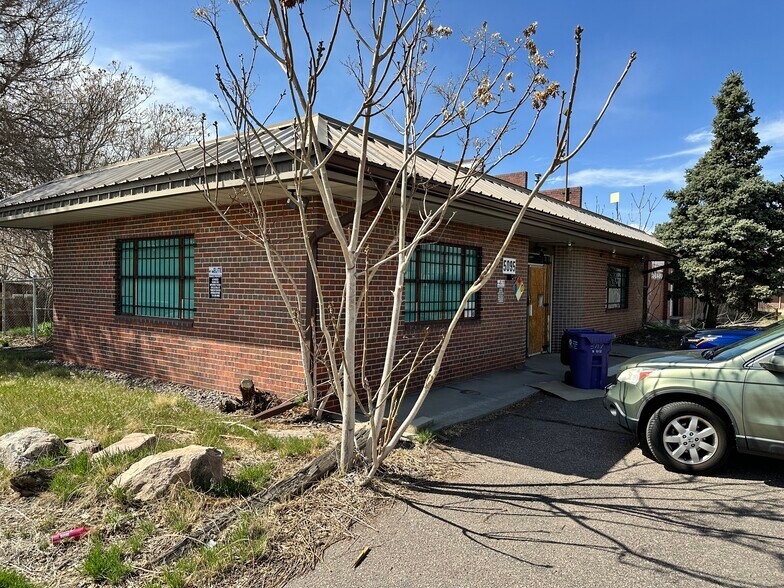 5095 Colorado Blvd, Denver, CO à louer - Photo de l’immeuble – Image 1 sur 12