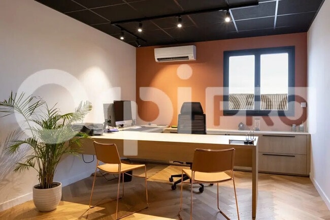 Plus de détails pour Bureau à vendre