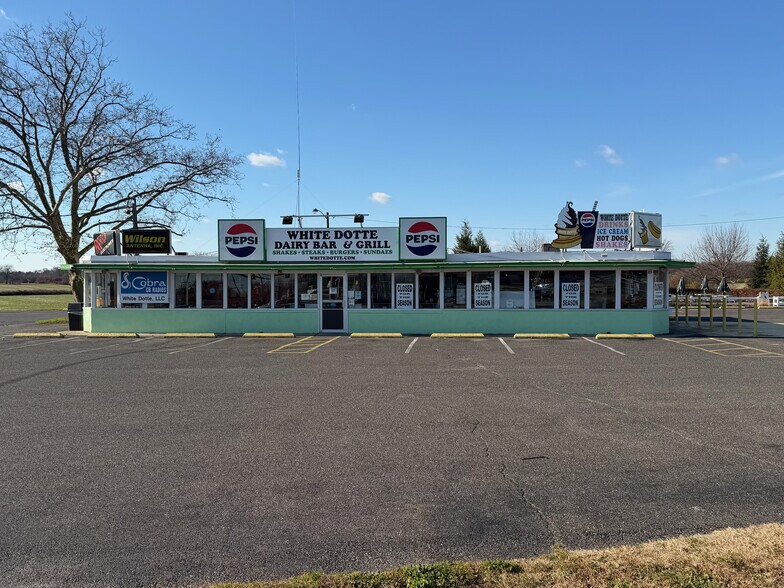 2345 Route 206, Southampton, NJ à vendre - Photo de l’immeuble – Image 3 sur 7