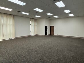 4135 N Rancho Dr, Las Vegas, NV à louer Photo intérieure– Image 2 sur 7