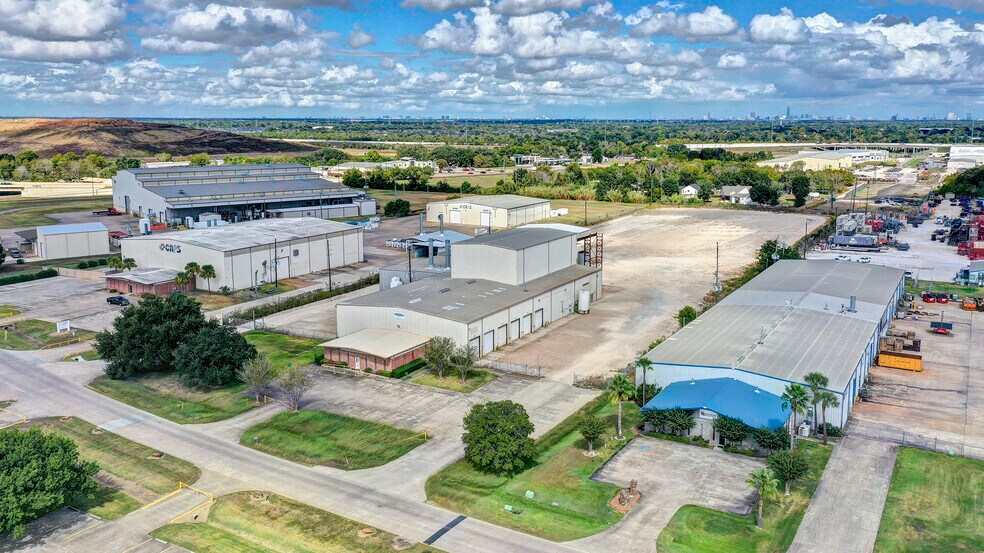 55 Southbelt Industrial Dr, Houston, TX à louer - Photo principale – Image 1 sur 6