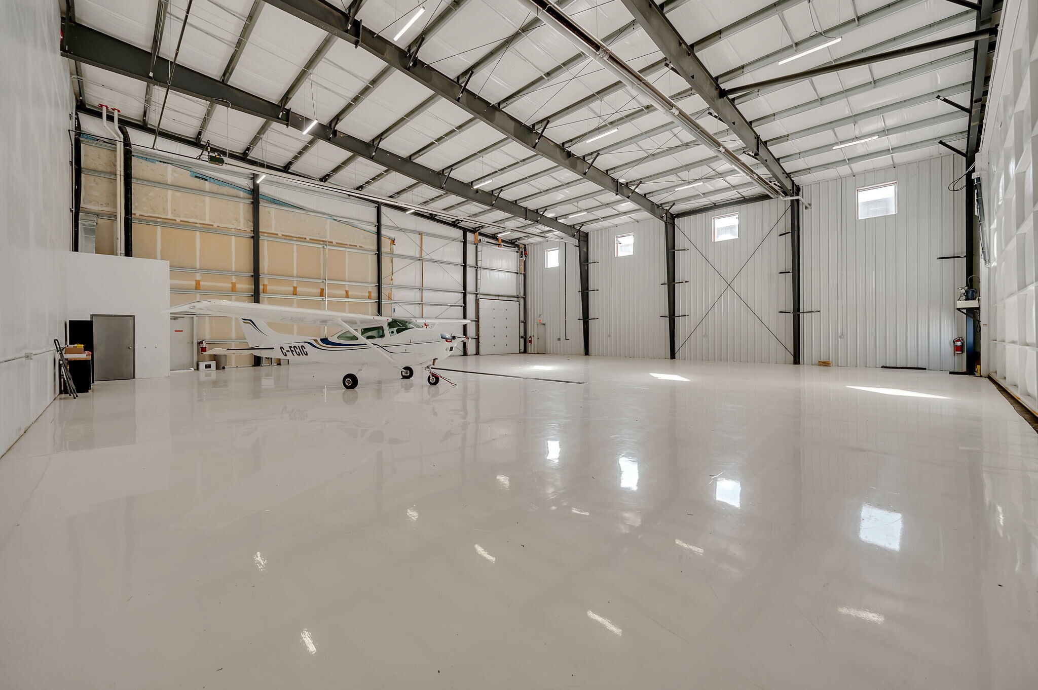 27018 SH 633 Suite 30C, Sturgeon County, AB à vendre Photo principale– Image 1 sur 11