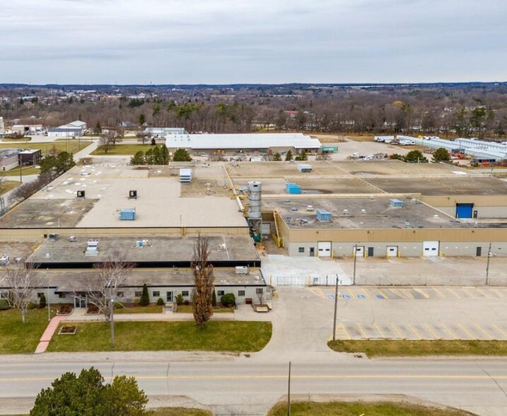 100 Townline Rd, Tillsonburg, ON à vendre - Photo de l’immeuble – Image 2 sur 14