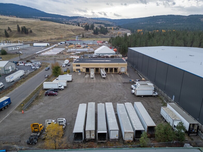 131 Tilley Rd, Kelowna, BC à vendre - Photo de l’immeuble – Image 2 sur 9