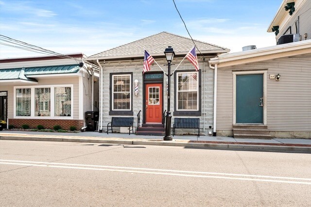 1 Church St, Allentown, NJ à vendre - Photo de l’immeuble – Image 2 sur 22