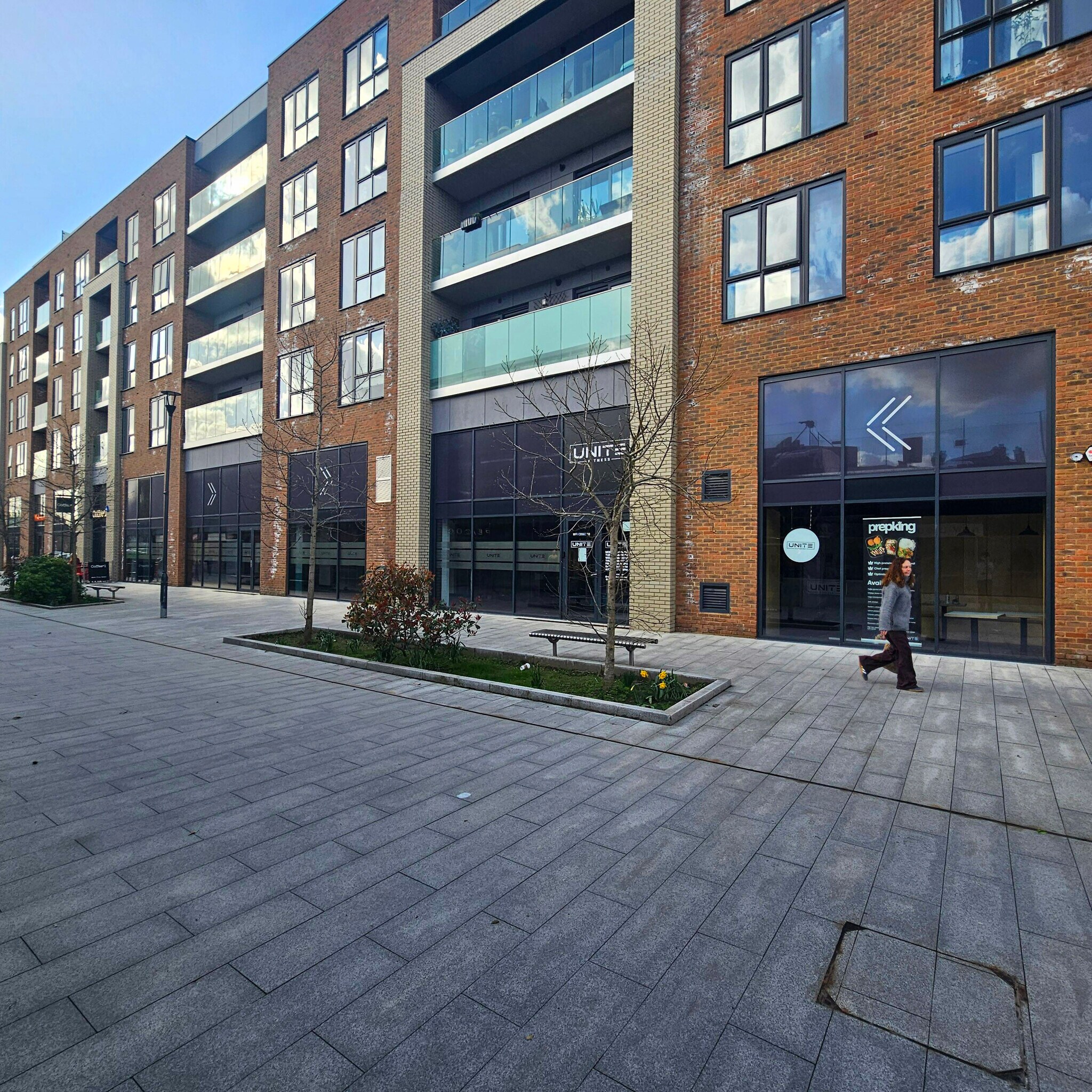 Queens Walk, East Grinstead à louer Photo principale– Image 1 sur 4