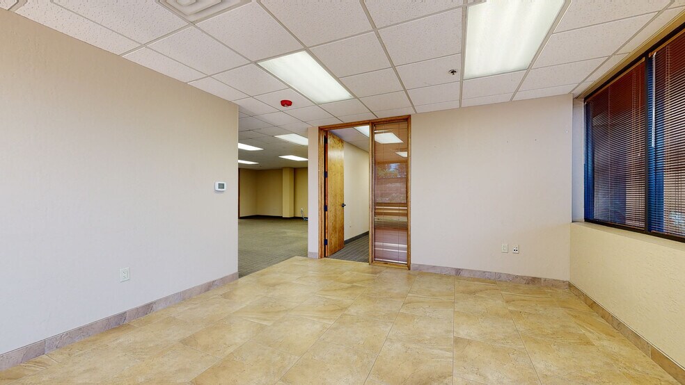 1811 S Alma School Rd, Mesa, AZ à louer - Numérisation 3D Matterport – Image 3 sur 20