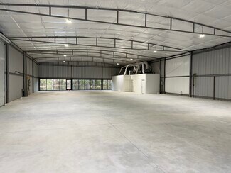 Plus de détails pour 1515 Lakeville Dr, Kingwood, TX - Industriel/Logistique à louer