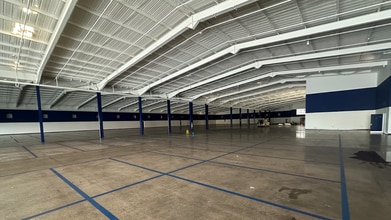 Talbot Way, Birmingham à louer Photo intérieure– Image 1 sur 4