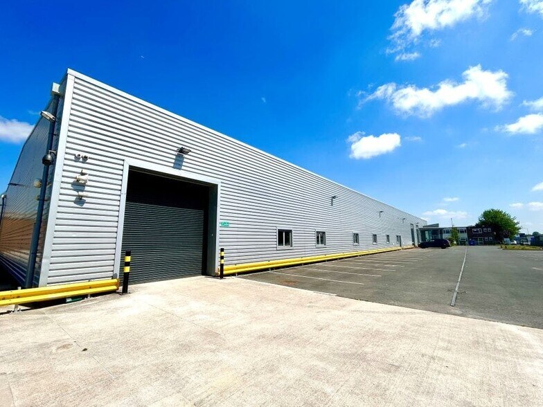 30 Murdock Rd, Bicester à louer - Photo de l’immeuble – Image 3 sur 24
