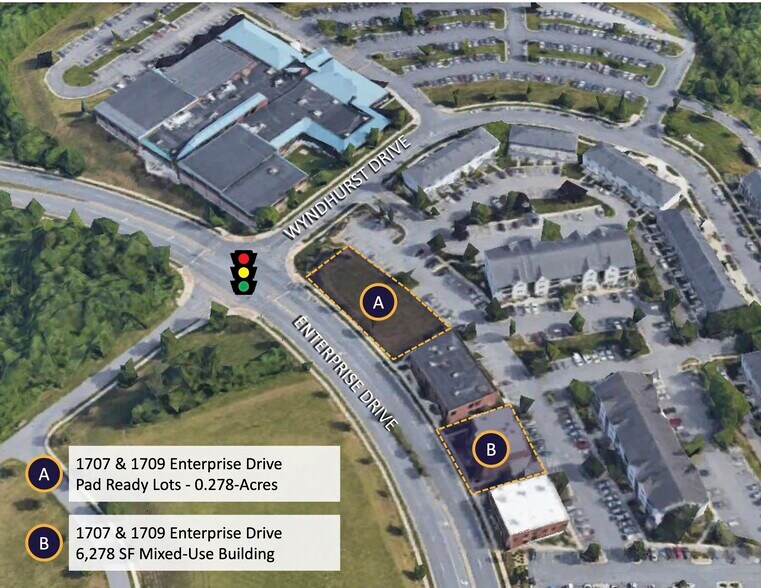 1703 Enterprise Dr, Lynchburg, VA à vendre - Photo de l’immeuble – Image 1 sur 2