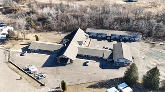 Plus de détails pour 726 S Vincent St, Saint Croix Falls, WI - Hôtellerie à vendre