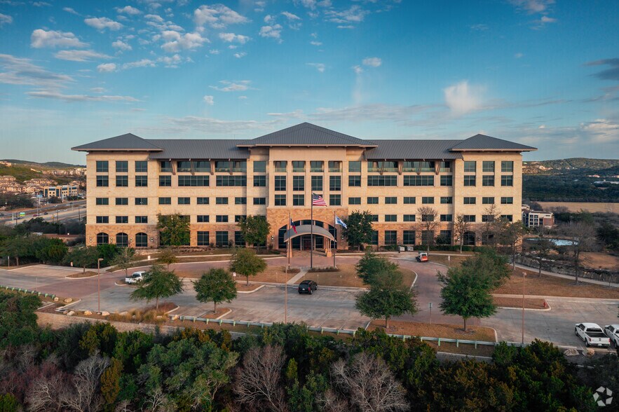 19003 I-10 W, San Antonio, TX à vendre - Photo de l’immeuble – Image 2 sur 34