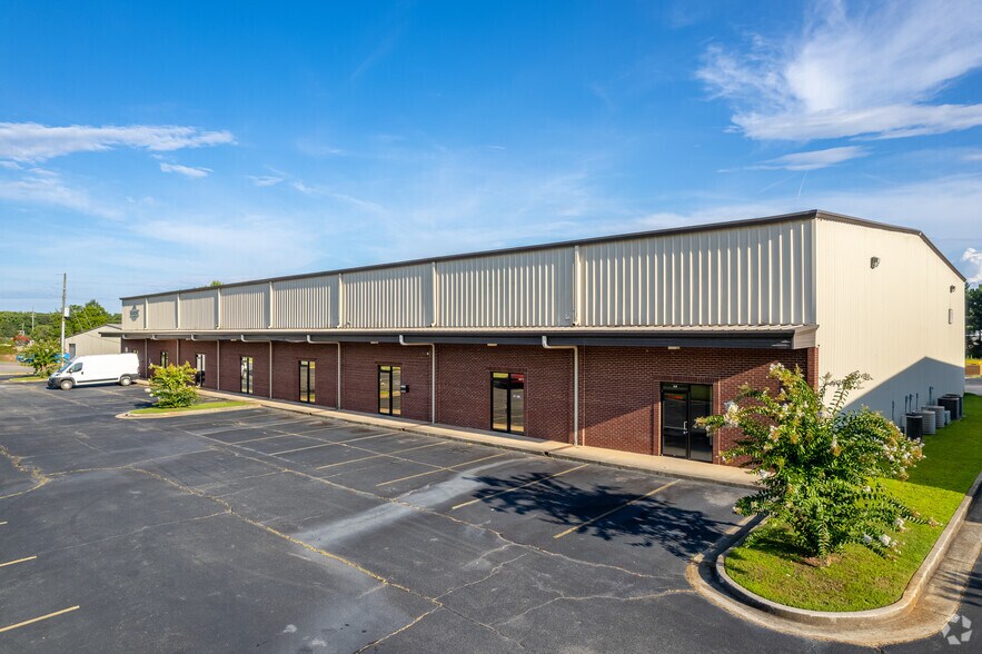1516 Kalamazoo Dr, Griffin, GA à louer - Photo principale – Image 1 sur 27