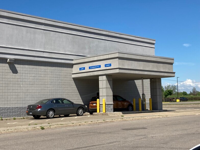 1166 Central Ave, Dunkirk, NY à vendre - Photo de l’immeuble – Image 3 sur 7