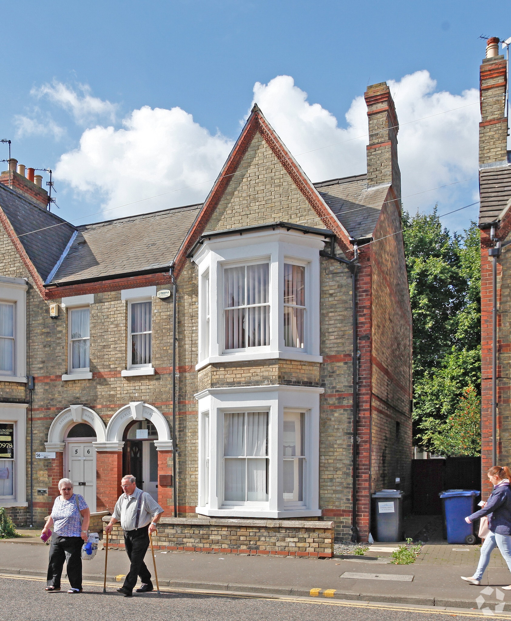 56-58 Broadway, Peterborough à louer Photo principale– Image 1 sur 3