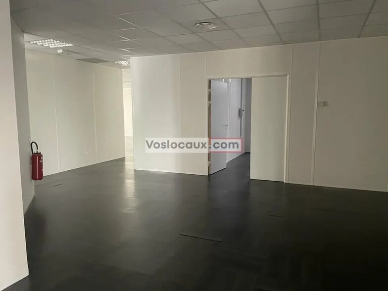 Bureau dans SOPHIA ANTIPOLIS à louer - Photo de l’immeuble – Image 2 sur 6
