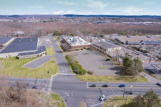 Plus de détails pour 25 Holly Dr, Newington, CT - Industriel/Logistique à louer